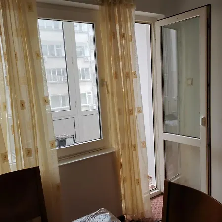 в споделен апартамент свободен паркинг Room-shared Apartment, Wi-fi Tv Free Parking 布尔加斯