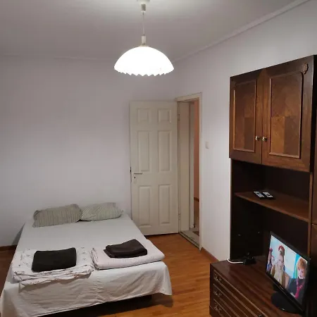公寓 в споделен апартамент свободен паркинг Room-shared Apartment, Wi-fi Tv Free Parking 布尔加斯