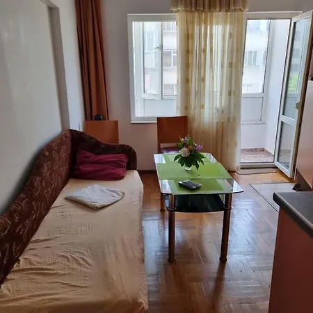 公寓 в споделен апартамент свободен паркинг Room-shared Apartment, Wi-fi Tv Free Parking *